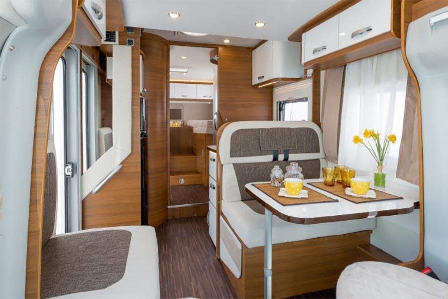 Alquiler de autocaravanas de 2 4 6 y 7 plazas 1 - C&oacute;mo limpiar autocaravanas por dentro