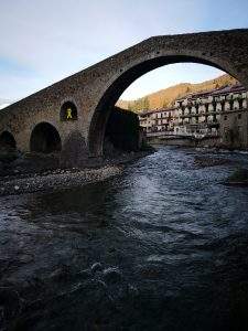 PONT DE CAMPRODON  225x300 - Ruta en autocaravana por Ripoll&eacute;s, Garrotxa y Girona