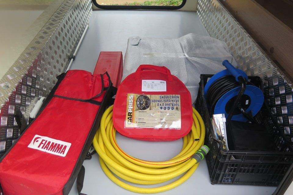 accesorios 960 640 1 - Alquiler de autocaravaners low cost