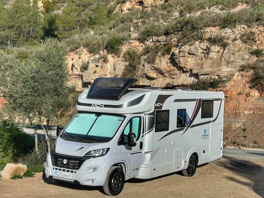 Alquiler de autocaravana para parejas en Barcelona