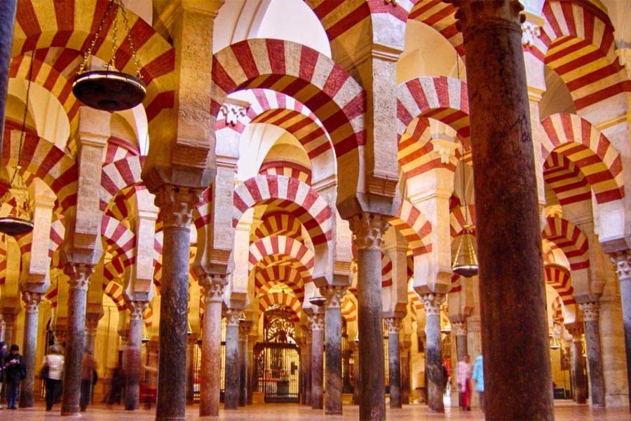 Viaja por Sevilla y C&oacute;rdoba en autocaravana &iexcl;Con&oacute;celas!